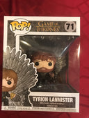 Tyrion on throne LC2