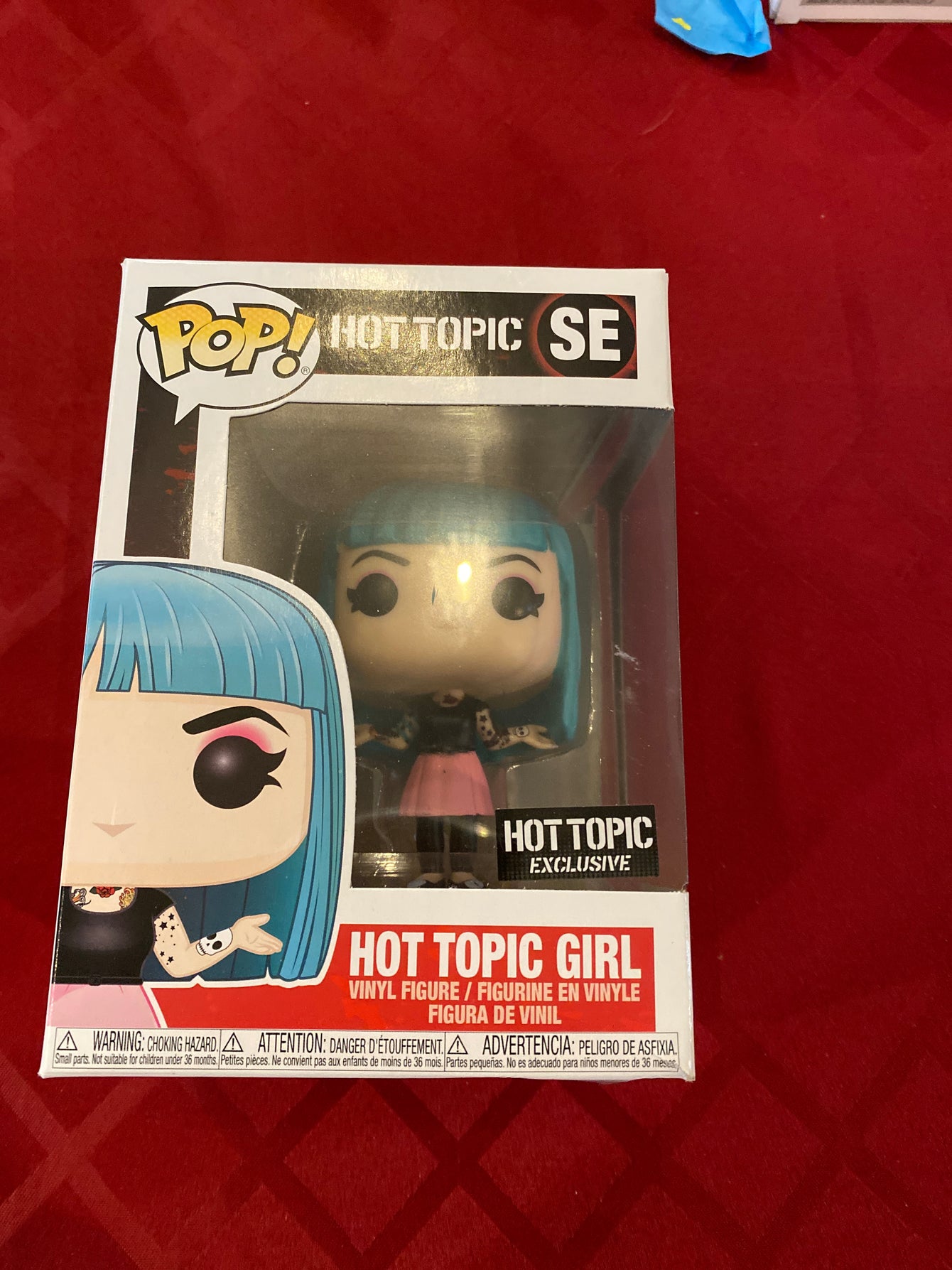 Hot Topic Girl Exclusive not mint-LC1